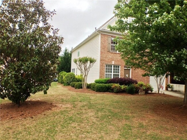 Photo - 400 Grayson Way