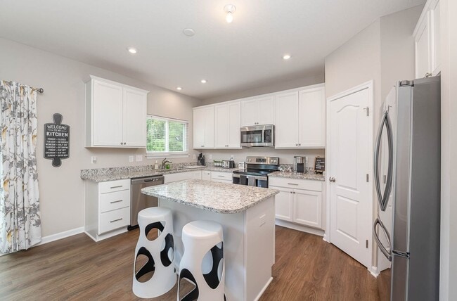 Photo - Fully furnished brand new construction. Lu...