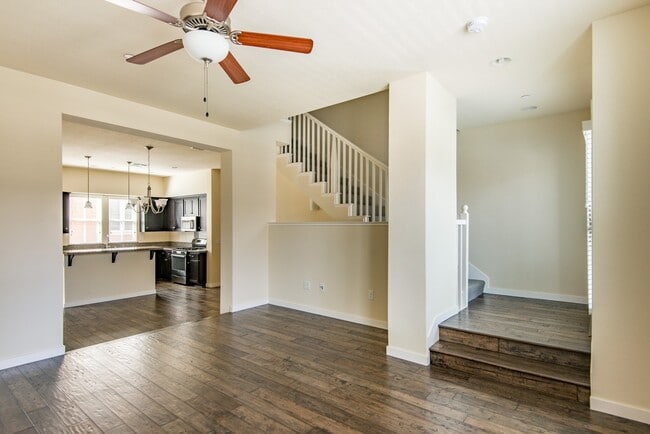 Photo - Walking Distance to Downtown Mountain View, Cal Train and the Amazing Farmers Market