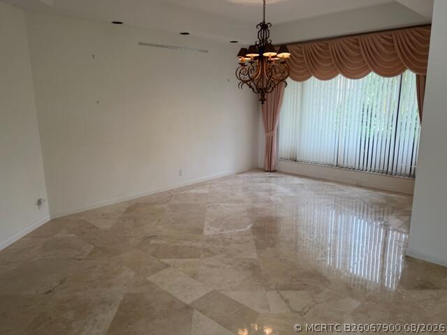 7283 Mandarin Dr