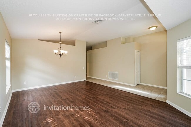 Photo - 4315 Marchmont Blvd