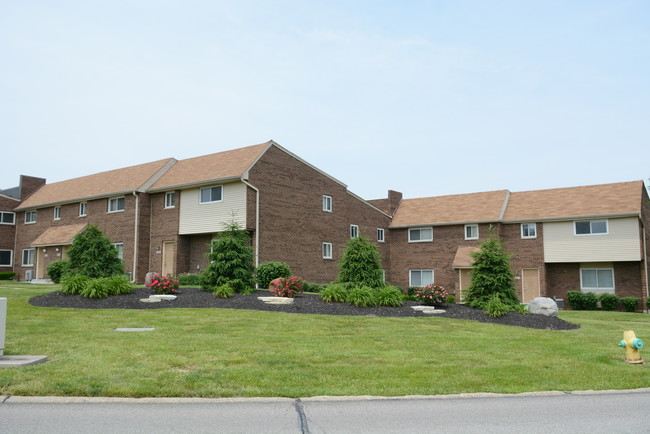 Crescent Ridge Apartments - Crescent Ridge Apartments