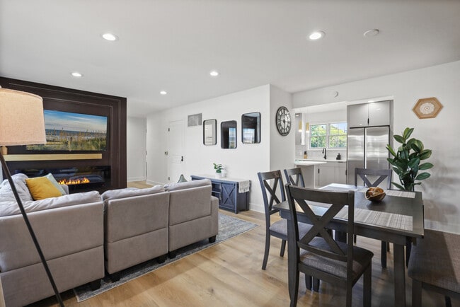 Photo - 7125 Simpson St Casa