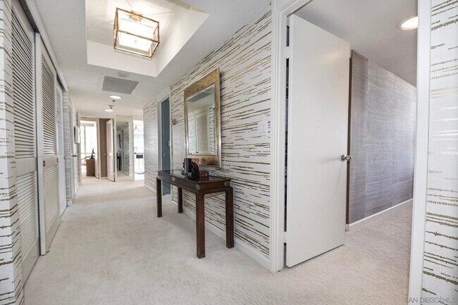 1750 Avenida Del Mundo Unit 804