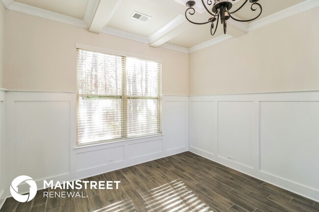 Photo - 886 Rainsong Way