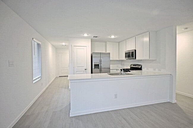 Photo - 350 Kayden Ct