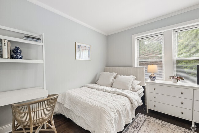 Studio - 250SF - Bedroom