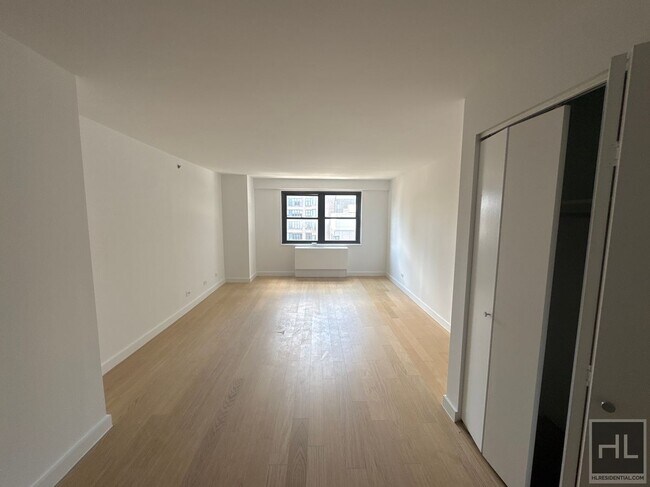 East 39th Street - East 39th Street Apartment Unit 22B