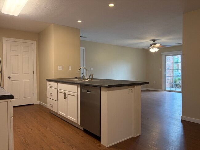 Photo - Heatherwood Apartments