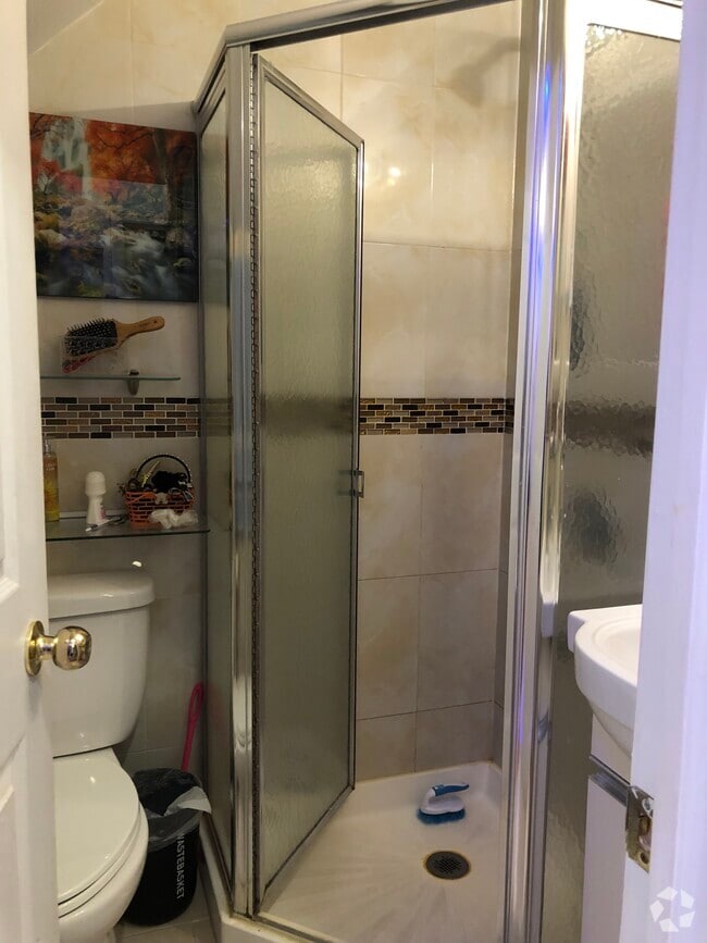 Building Photo - 5291 79th St Rental