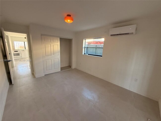 Photo - 525 SW 22nd Ave