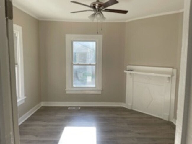 Photo - $500.00 OFF MOVE IN SPECIAL !!!Historic 3 ...