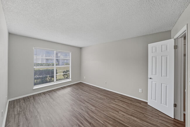 Building Photo - Magnolia Apartments