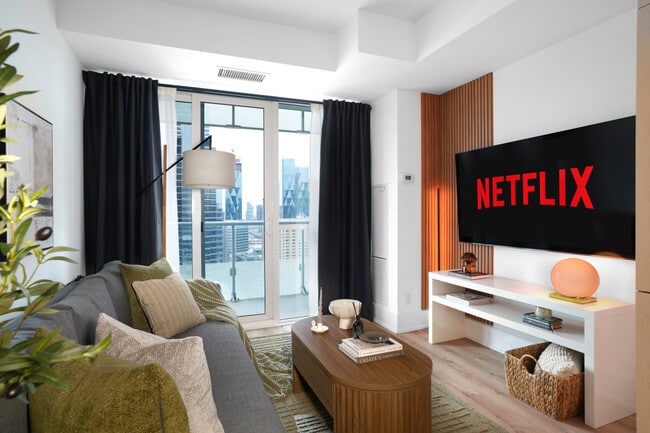 Photo - 300 Front St W Unité SI ID1403778P