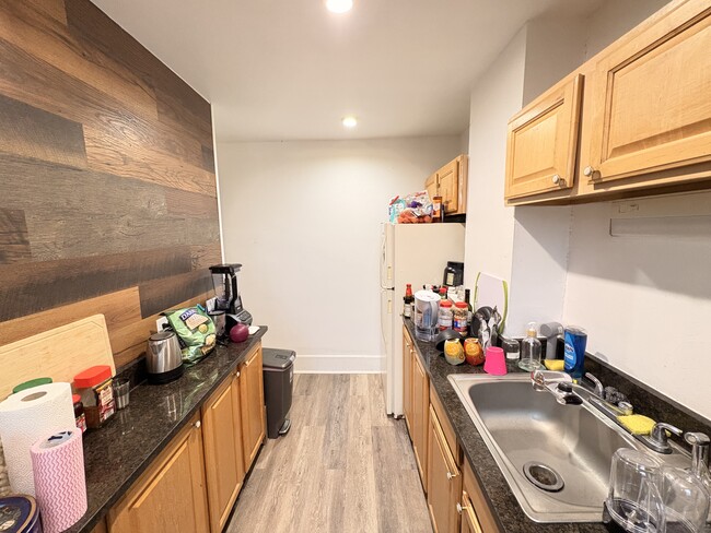 Photo - 5818 Hobart St Unidad 2