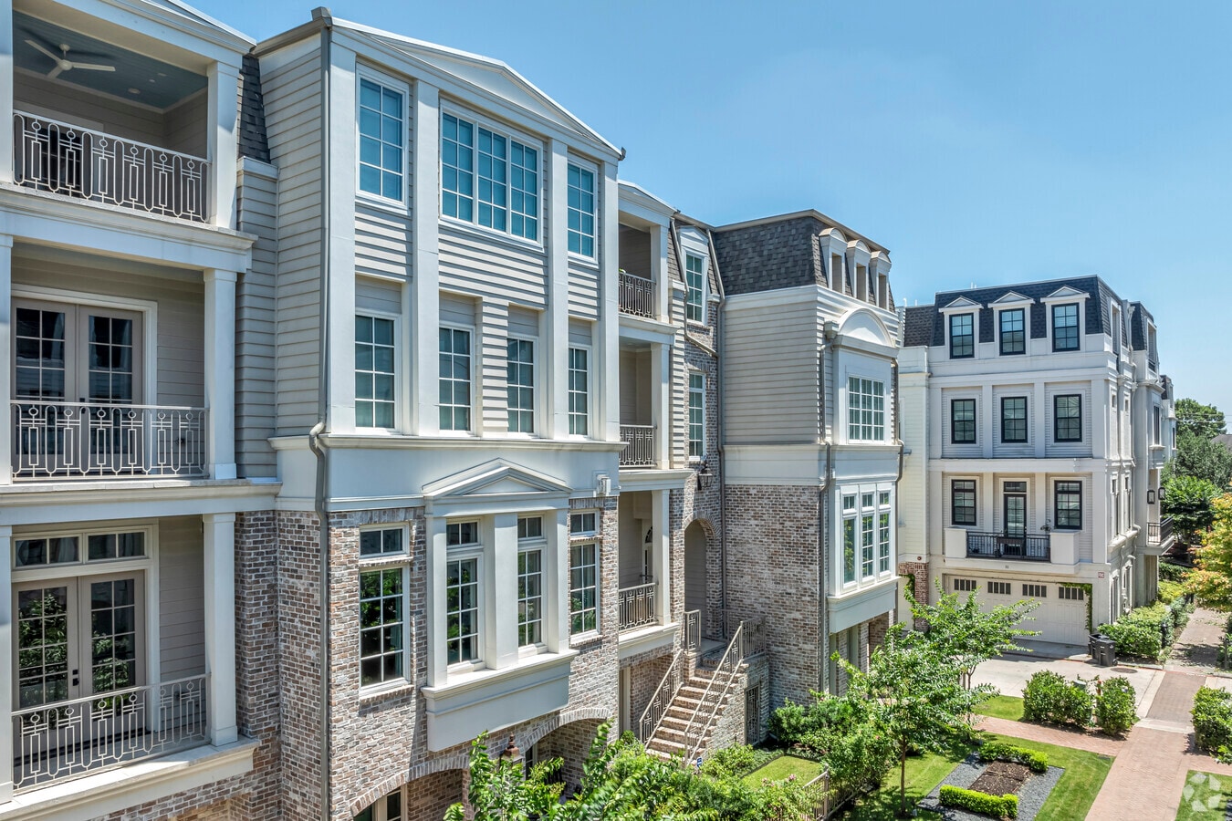 3737 Bellaire Blvd - Primary - Crain Square Apartments