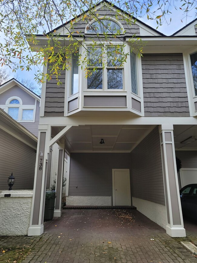 NEW LISTING! Townhouse in Haymount! 3 Bedr... - NEW LISTING! Townhouse in Haymount! 3 Bedr...