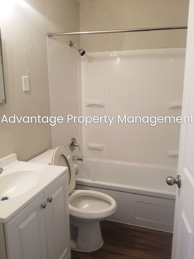 Photo - Come see this Newly Renovated Duplex In Hyde Park Area