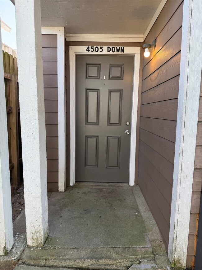 Photo - 4505 Avenue K