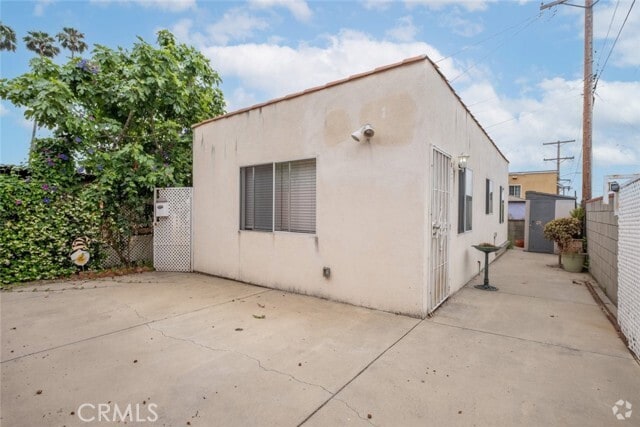 Building Photo - 1329 Linden Ave Rental