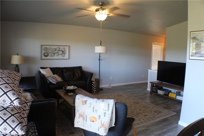 Photo - 4 Tilbury Ln