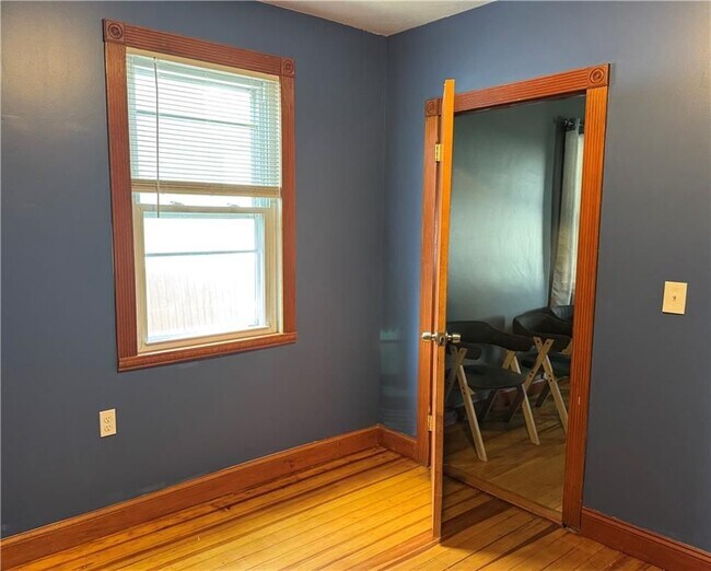 177 S Bend St Unit First Floor