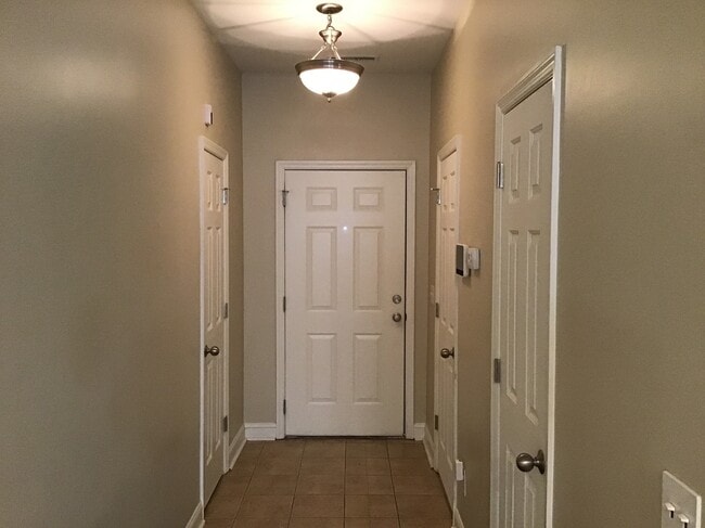 Photo - 142 Cotillion Cres