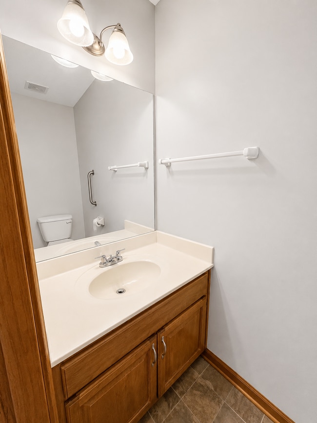 Photo - Spacious 3 Bed / 2.5 Bath Duplex