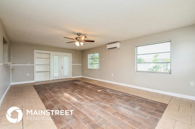 Photo - 6035 Slade Rd