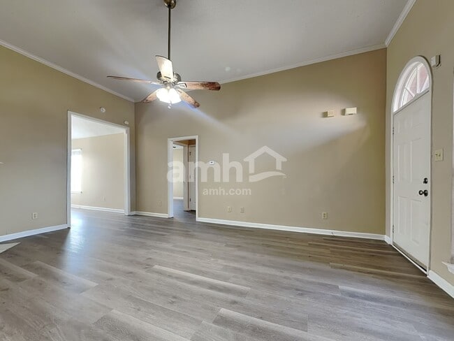 Photo - 1326 Siskin Dr