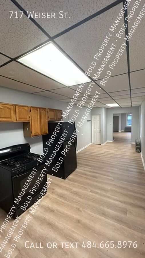 Photo - 717 Weiser St