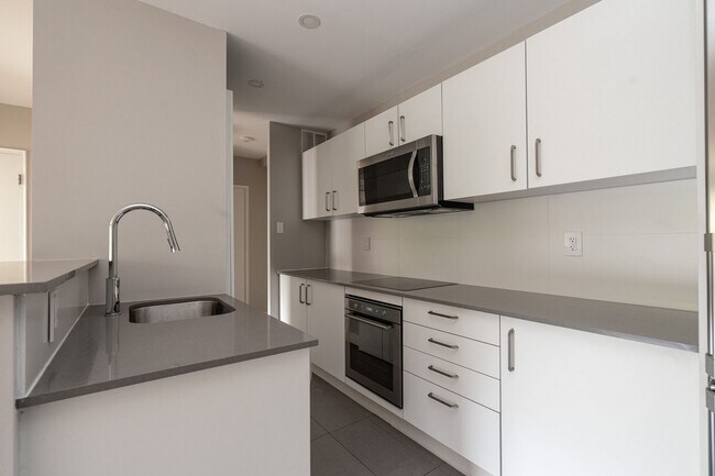 Photo - 111 Lawton Blvd Unit 804