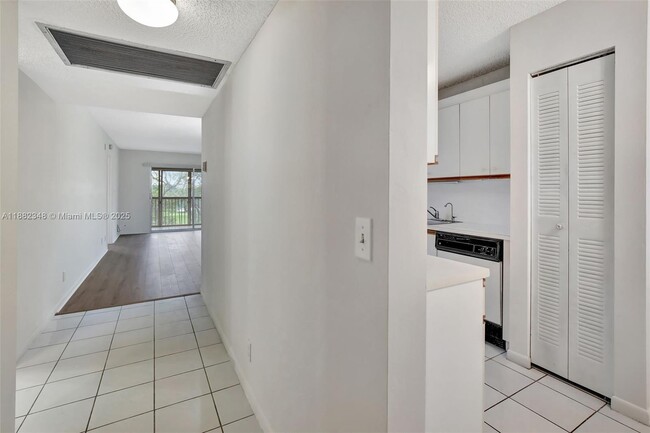 Photo - 1201 SW 128th Terrace Unit 402E