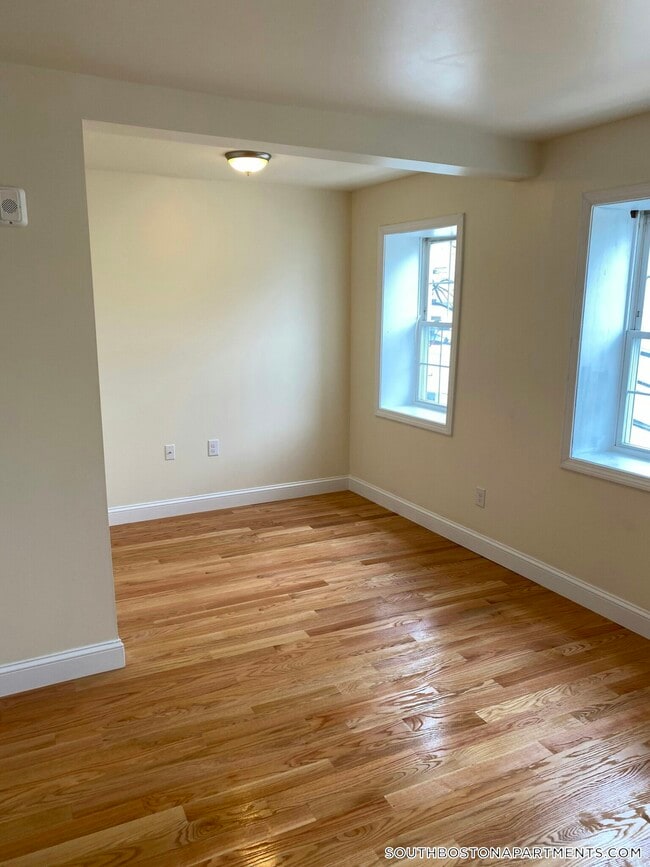 Photo - 83 Bolton St Unit 2