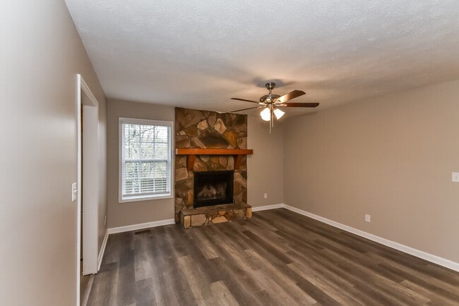 Photo - 6677 Birchwood Terrace