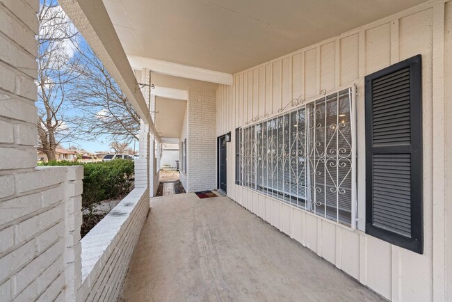 Photo - 4402 Seabreeze Dr