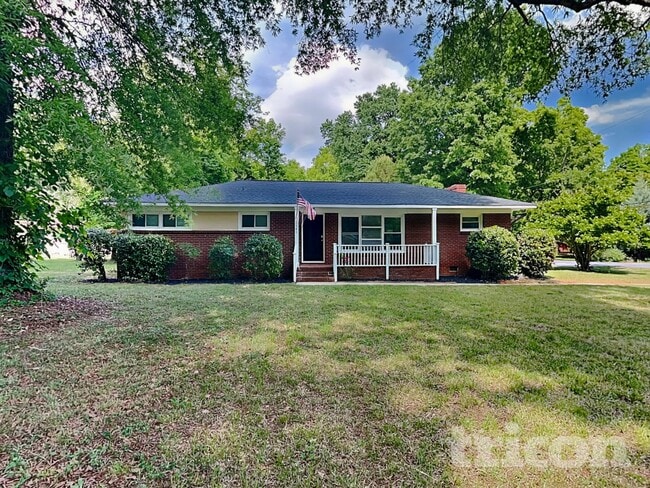 Photo - 1141 Dooley Dr