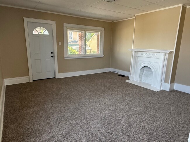 Photo - 118 3rd St Apartments