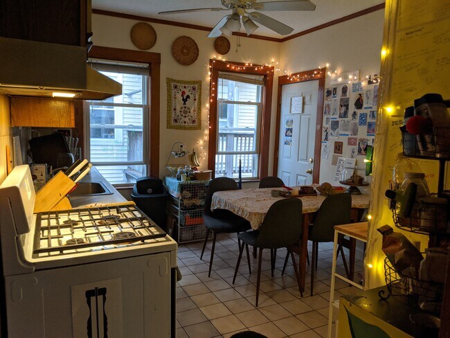 Photo - 33 Hancock St