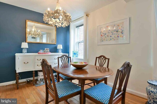 Photo - 3831 Newark St NW Unidad C447