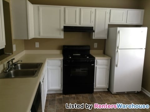 Photo - 3559 Main Station Dr SW