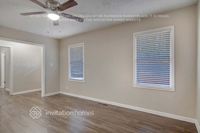 Photo - 1429 David Cir