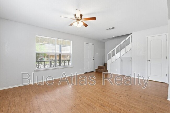 Photo - 3313 Gardenview Cir