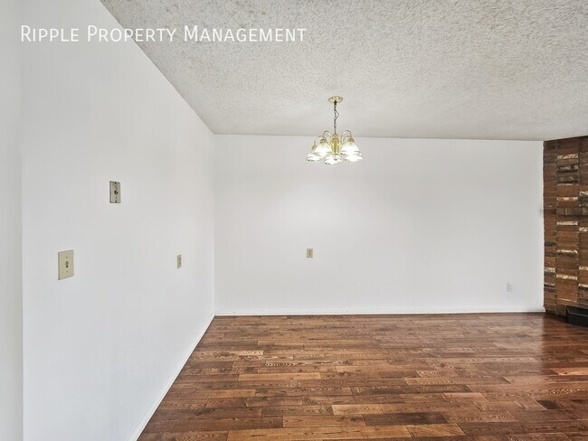 Photo - Modern 3 Beds, 1.5 Baths Main Floor/ Upper | No Pets Allowed Unit A