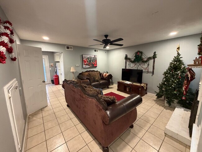 Photo - 2303 76th St Unit D