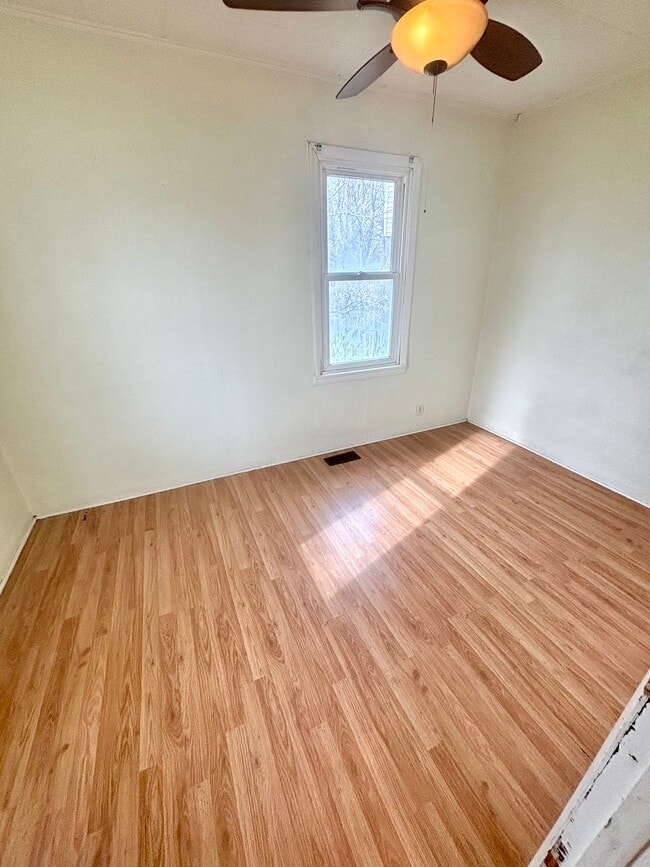 Photo - 3417 Snow Rd