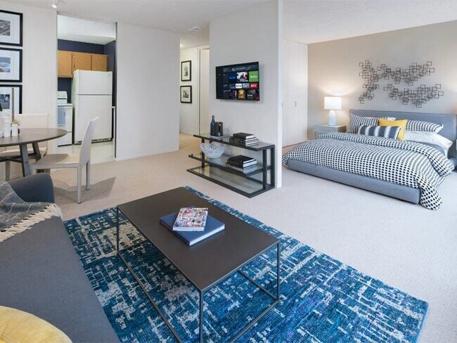 Photo - 223 E Wacker Dr