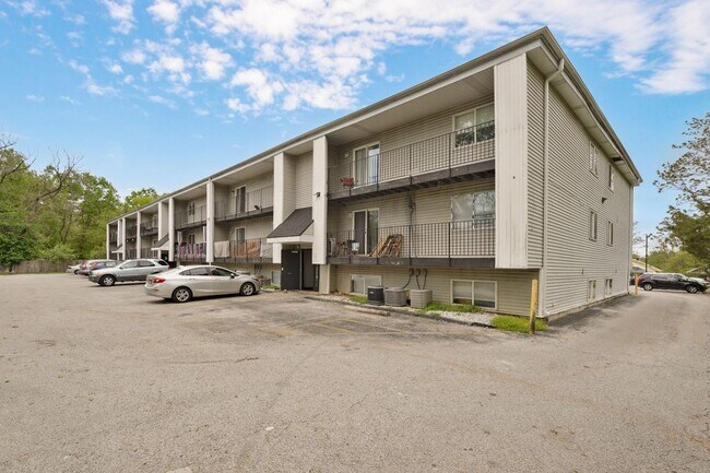 Photo - 865 S Douglas Ave