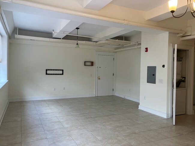 Photo - 300 Communipaw Ave