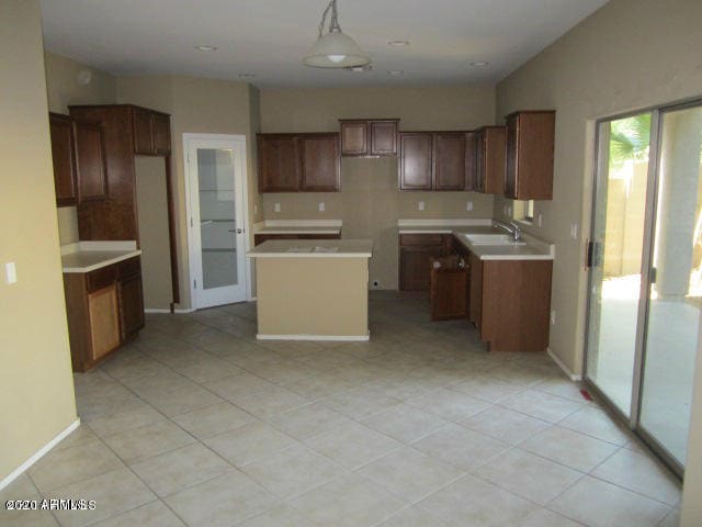 Photo - 8909 S 58th Ln